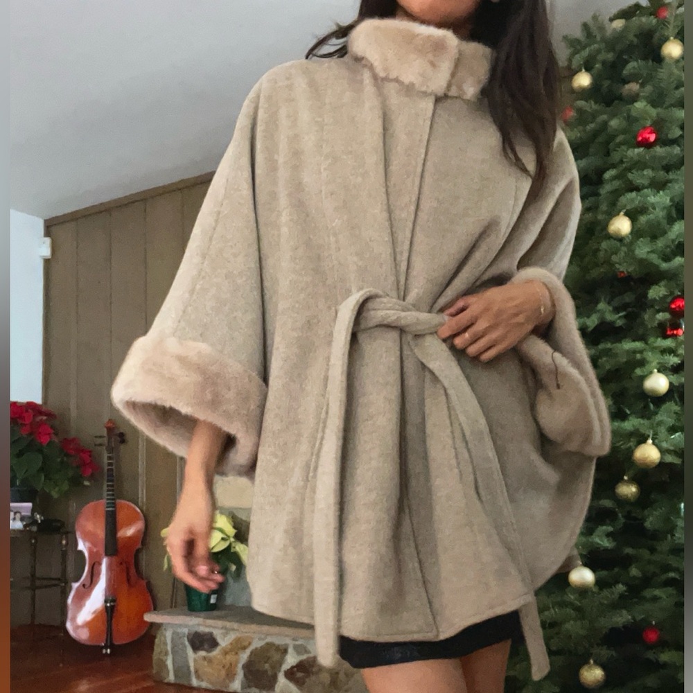NWT Luxurious PENNY LANE Wool Coat Faux Fur Trim